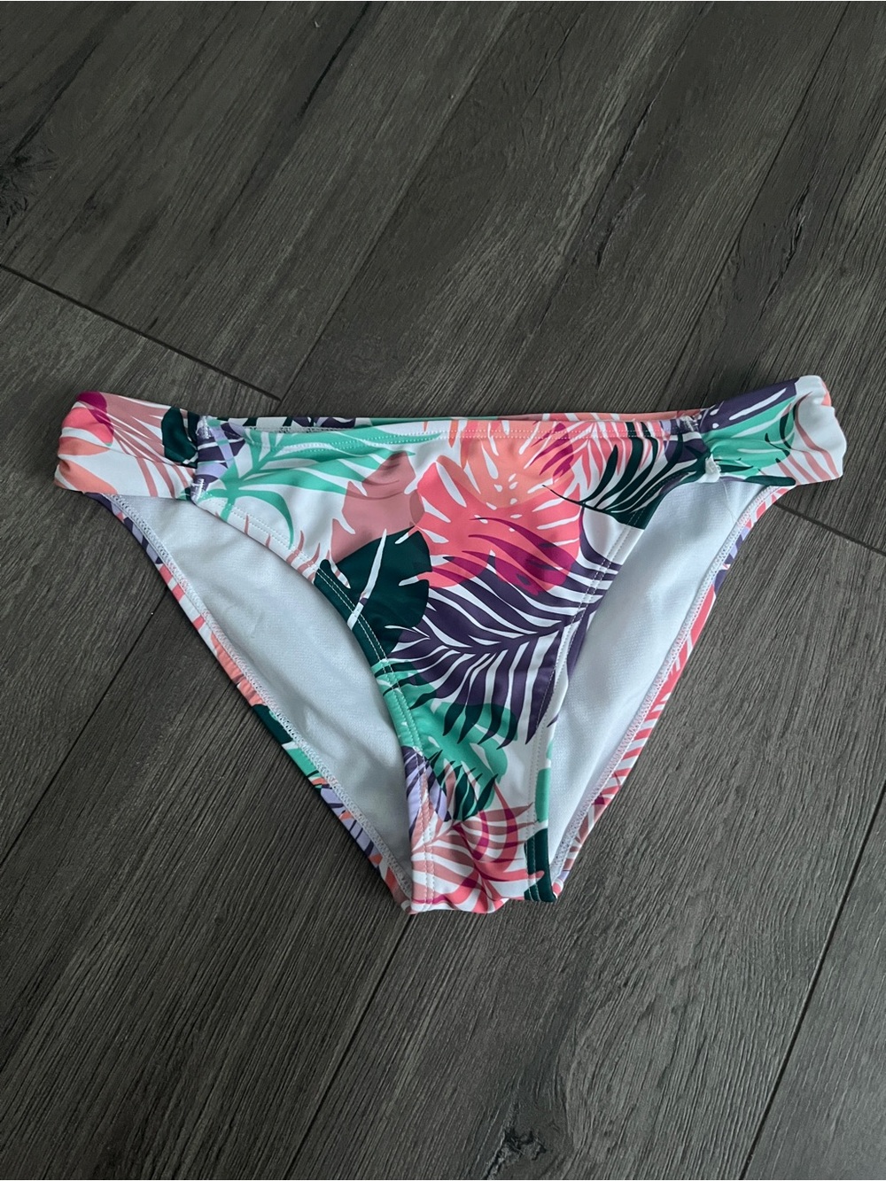 Women’s Tropical Leaf Bikini Bottom - Pink & Green